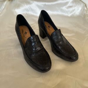 Patricia Nash Martina black tooled loafers nwot